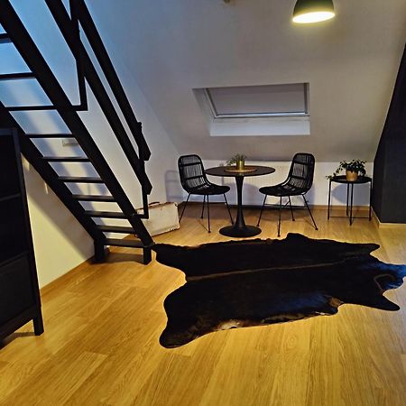 B&B Leopold & Appartementen Sint-Truiden Ngoại thất bức ảnh