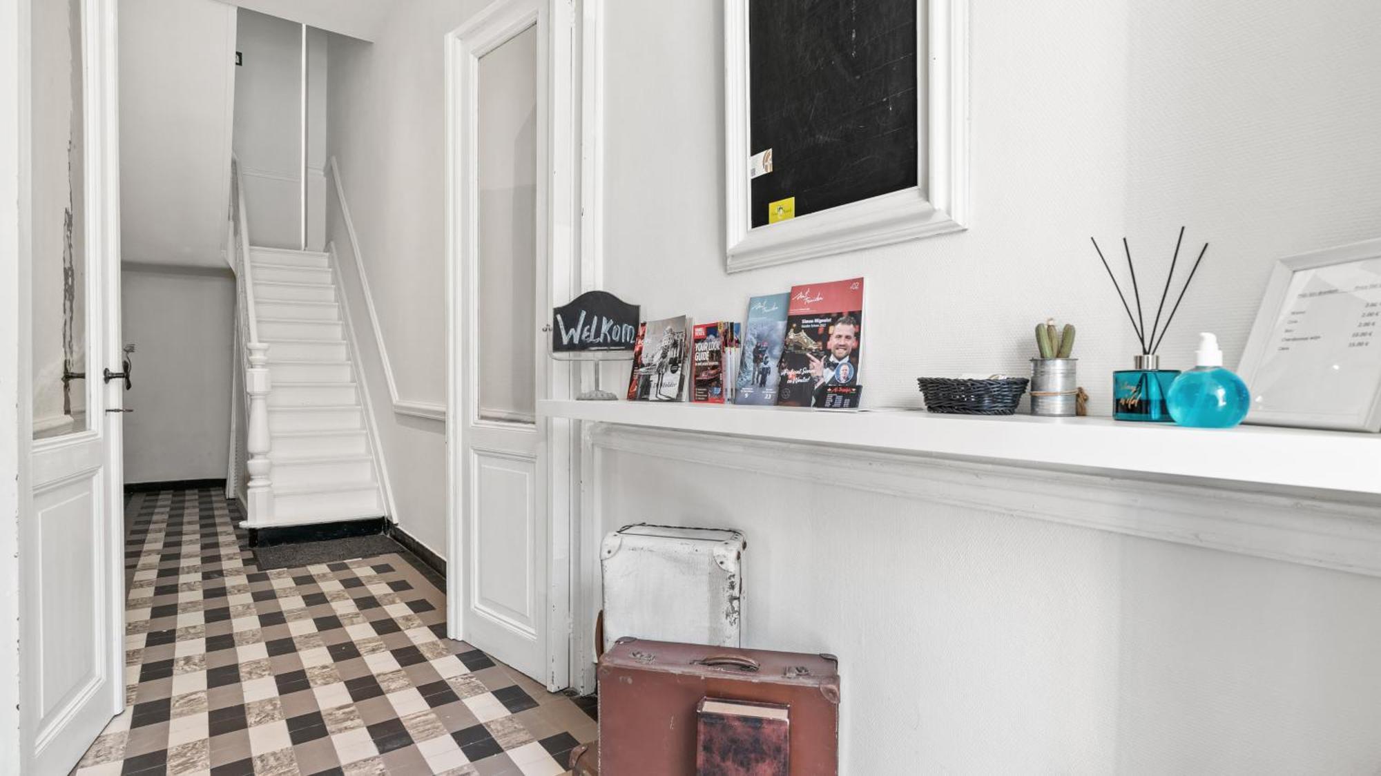 B&B Leopold & Appartementen Sint-Truiden Ngoại thất bức ảnh